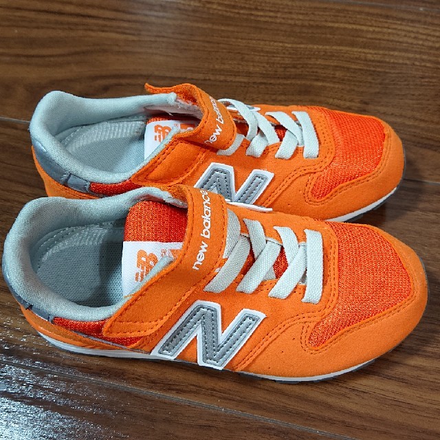 New Balance(ニューバランス)のニューバランス スニーカー18.5cm キッズ/ベビー/マタニティのキッズ靴/シューズ(15cm~)(スニーカー)の商品写真