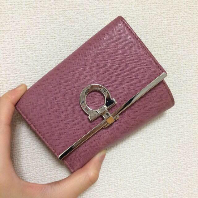 Salvatore Ferragamo(サルヴァトーレフェラガモ)のS.Ferragamo 財布 レディースのファッション小物(財布)の商品写真