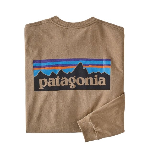 patagonia(パタゴニア)のXSサイズ　パタゴニア ロングスリーブ P6ロゴ レスポンシビリティー ベージュ メンズのトップス(Tシャツ/カットソー(七分/長袖))の商品写真