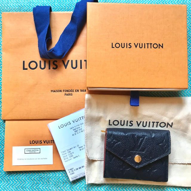 LOUIS VUITTON - 【ひまわり】VUITTON ゾエ  ネイビー 三つ折り財布