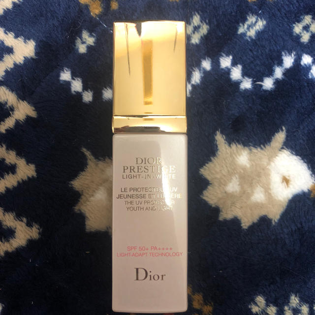 dior プレステージ ホワイト プロテクター ルミエール UV