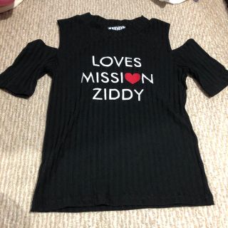 ジディー(ZIDDY)の肩出しTシャツ(Tシャツ/カットソー)