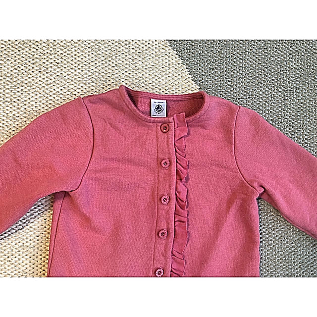 PETIT BATEAU(プチバトー)のプチバトー カーディガン カットソー トップス プルオーバー  子供 キッズ キッズ/ベビー/マタニティのキッズ服女の子用(90cm~)(カーディガン)の商品写真