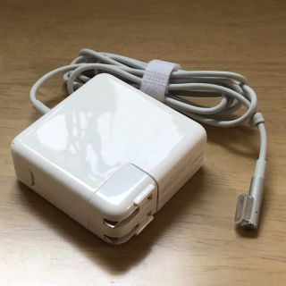 マック(Mac (Apple))のMacBook充電器(バッテリー/充電器)