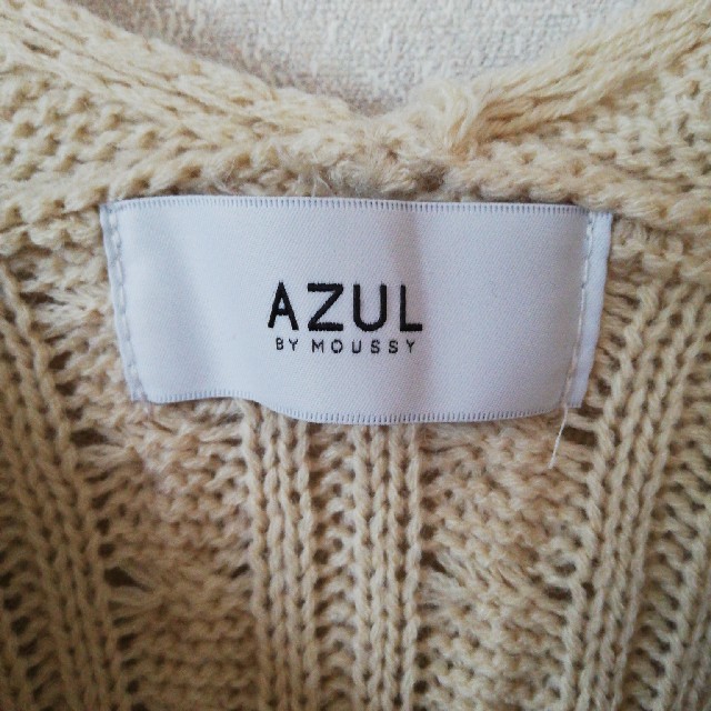 AZUL by moussy(アズールバイマウジー)の値下げ♪ＡＺＵＬ BY MOUSSY 抜き衿ケーブルニット レディースのトップス(ニット/セーター)の商品写真