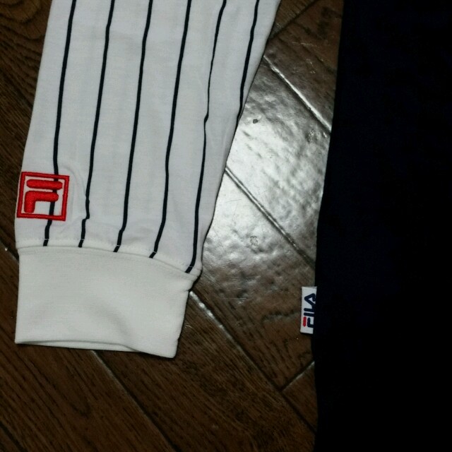 FILA(フィラ)の【新品タグ付】フィラ ストライプ ロンT メンズのトップス(Tシャツ/カットソー(七分/長袖))の商品写真