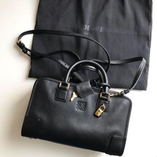 ロエベ(LOEWE)のアマソナ  23 ロエベ  黒(ショルダーバッグ)