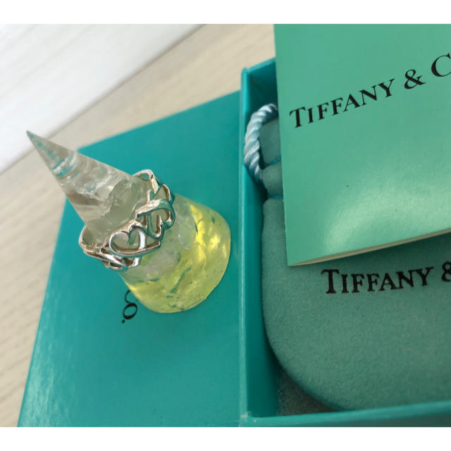 Tiffany & Co.(ティファニー)のtiffany/ﾄﾘﾌﾟﾙ ﾗｳﾞｨﾝｸﾞ ﾊｰﾄ レディースのアクセサリー(リング(指輪))の商品写真