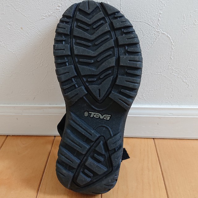 Teva(テバ)のTeva テバ  ハリケーン  サンダル 24.0cm 箱なし レディースの靴/シューズ(サンダル)の商品写真