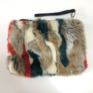 ザラ(ZARA)のZARAクラッチファーバッグ(クラッチバッグ)