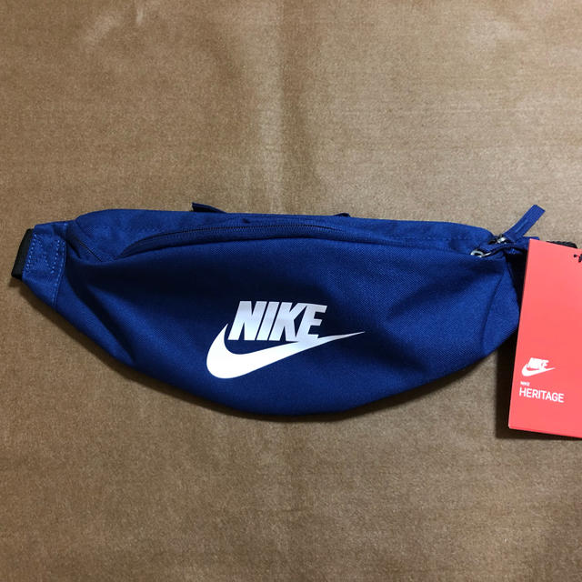 NIKE(ナイキ)のNIKE ナイキ ウエストポーチ  ウエストバッグ ブルー メンズのバッグ(ウエストポーチ)の商品写真