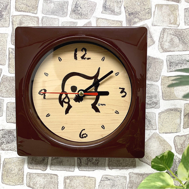 【名入れ・送料無料】木目調 Wall clock (インコ) 時計 壁掛け時計 インテリア/住まい/日用品のインテリア小物(掛時計/柱時計)の商品写真