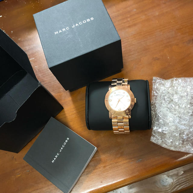 新品 マークバイマークジェイコブス 腕時計 トップ www.synple.fr