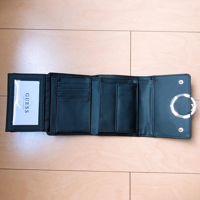 GUESS(ゲス)の【美品】GUESS 折り財布 レディースのファッション小物(財布)の商品写真