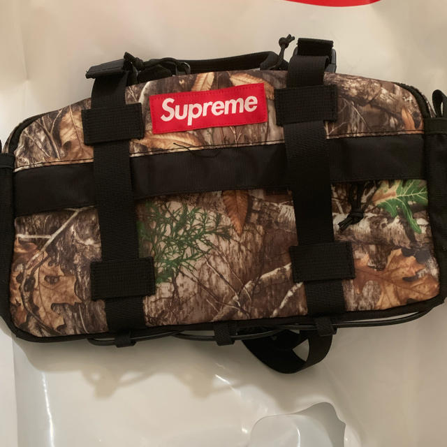 Supreme 2019FW Waist Bag real tree camo Supreme 2019FW Waist Bag real tree camo
