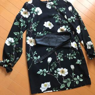 エイチアンドエム(H&M)のH&Mボタニカルワンピース 美品(ひざ丈ワンピース)