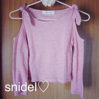 スナイデル(SNIDEL)の肩あきボーダートップス(Tシャツ(長袖/七分))