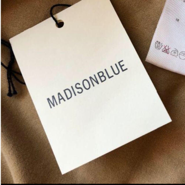 MADISONBLUE(マディソンブルー)のタグ付き マディソンブルー ハンプトン シャツ レディースのトップス(シャツ/ブラウス(長袖/七分))の商品写真