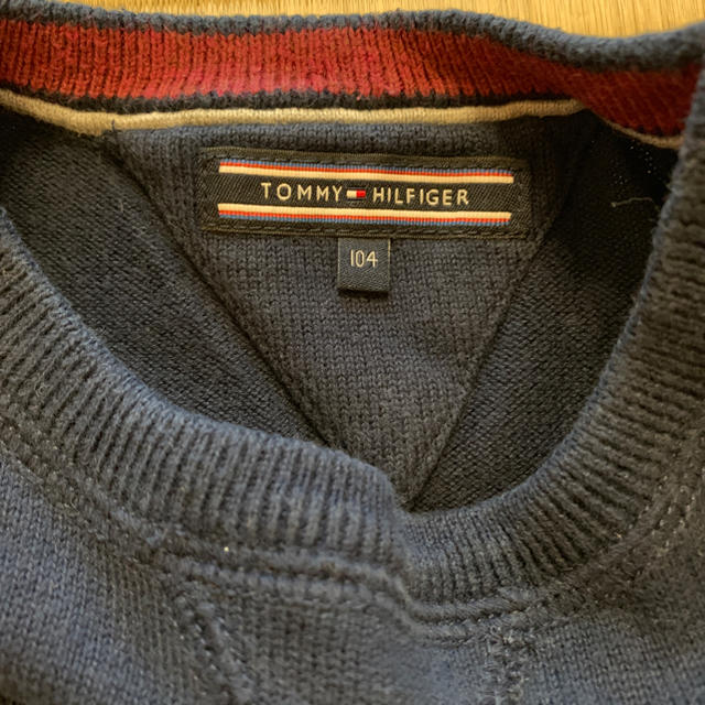 TOMMY HILFIGER(トミーヒルフィガー)のTOMMY HILFIGER 長袖セーター 104cm USED キッズ/ベビー/マタニティのキッズ服男の子用(90cm~)(ニット)の商品写真