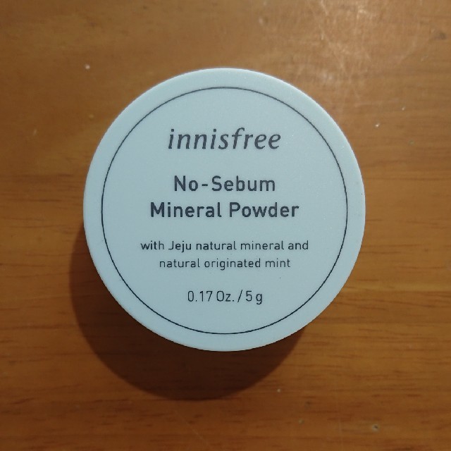 Innisfree(イニスフリー)のイニスフリー ミネラルパウダー innisfree コスメ/美容のベースメイク/化粧品(フェイスパウダー)の商品写真