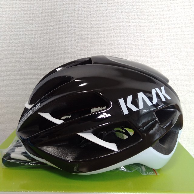 自転車KASK PROTONE ブラック/ホワイト Mサイズ
