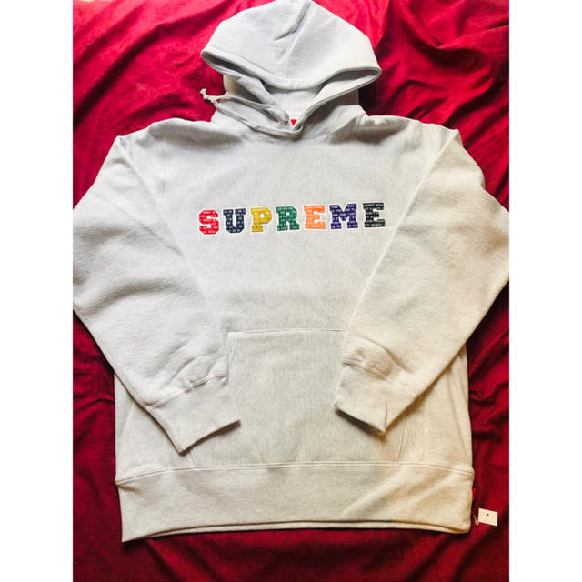 即支払 L supreme The Most Hooded Sweatshirtパーカー