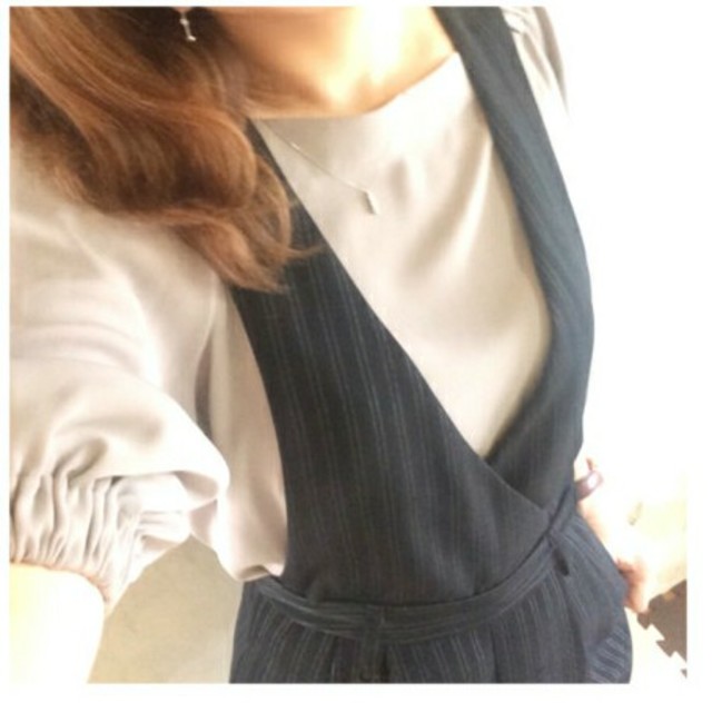 GU(ジーユー)のGU サロペット テーパードパンツ ユニクロ ZARA GAP トッコ レディースのパンツ(サロペット/オーバーオール)の商品写真