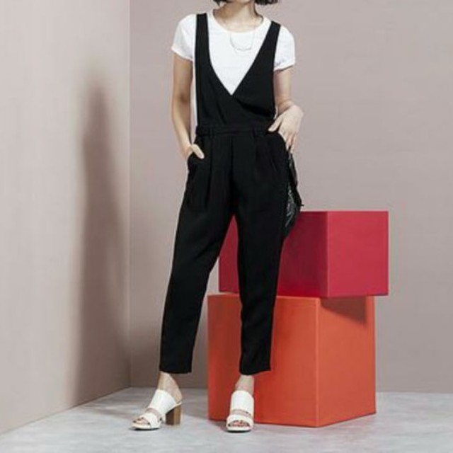 Gu Gu サロペット テーパードパンツ ユニクロ Zara Gap トッコの通販 By Riri S Shop ジーユーならラクマ