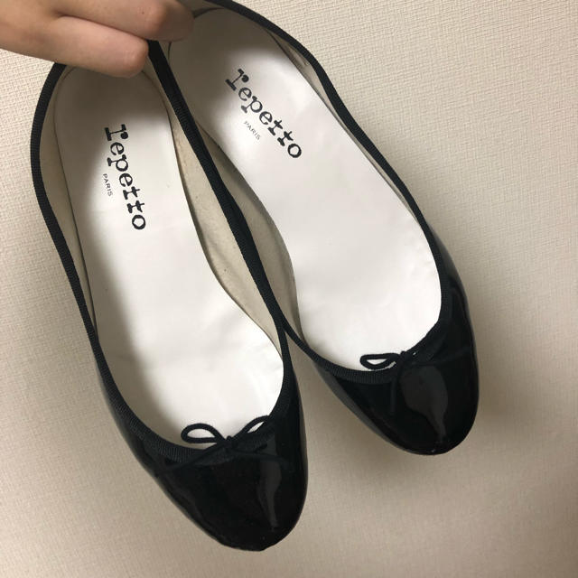 repetto(レペット)のレペット パンプス ヒール エナメル レディースの靴/シューズ(ハイヒール/パンプス)の商品写真