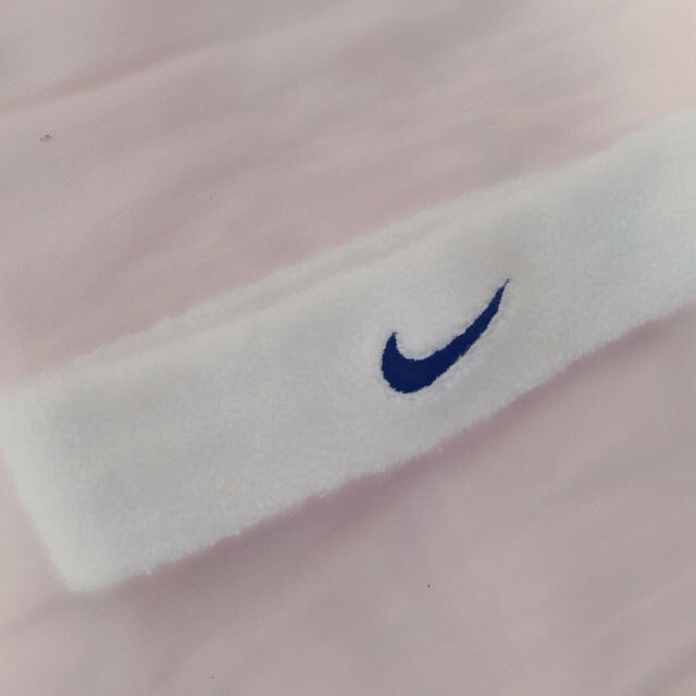 NIKE(ナイキ)のナイキ ヘッドバンド レディースのファッション小物(バンダナ/スカーフ)の商品写真