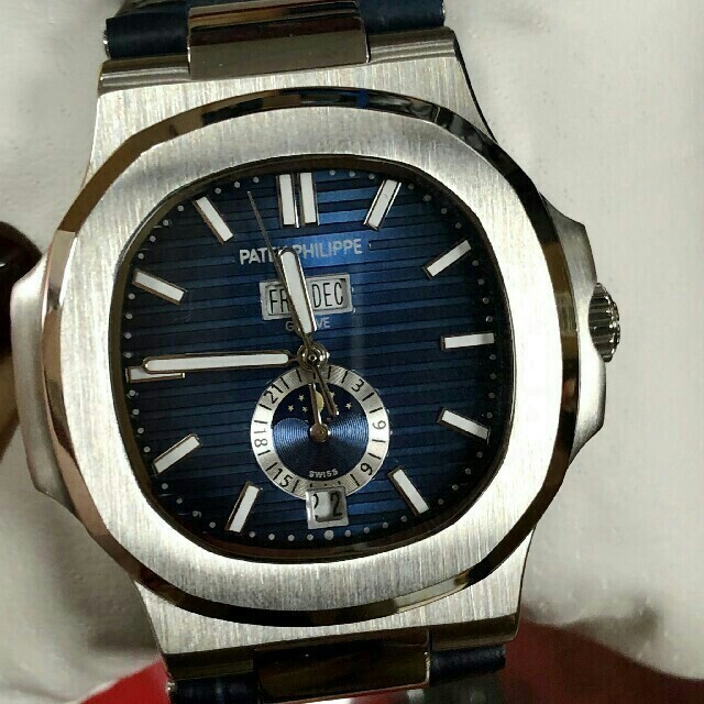 PATEK PHILIPPE - パテック フィリップ ノーチラス 自動巻 シースルバック ブルー   の通販 by rowhi797's shop｜パテックフィリップならラクマ