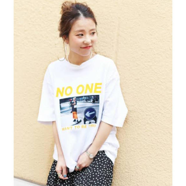 TODAYFUL(トゥデイフル)のキャナルジーン   viaj  NOONE ハーフ tシャツ プリントT レディースのトップス(Tシャツ(半袖/袖なし))の商品写真