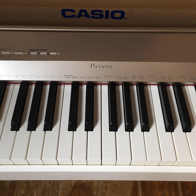 CASIO  カシオ  Privia  PX-160GD  88鍵盤 3