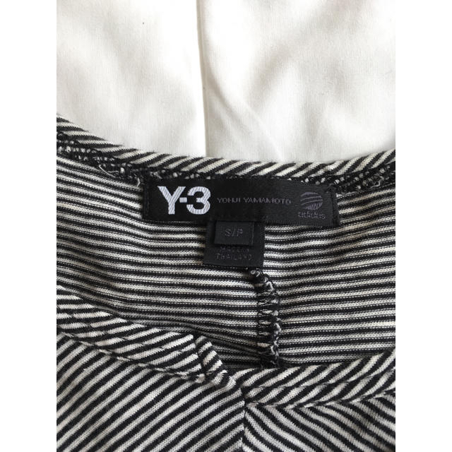 Y-3(ワイスリー)の【Y-3】ボーダーカットソーS レディースのトップス(カットソー(半袖/袖なし))の商品写真