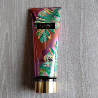 ヴィクトリアズシークレット(Victoria's Secret)のヴィクトリアシークレット★フレグランスローションLushPalm(ボディローション/ミルク)