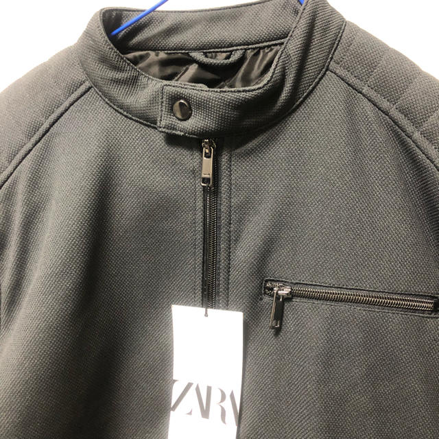 ZARA(ザラ)の新品未使用 タグ付き 定価9900円 ZARA ブルゾン ジャケット S グレー メンズのジャケット/アウター(ブルゾン)の商品写真