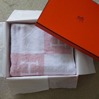 エルメス(Hermes)の【新品】✨hiro様専用✨★HERMES★エルメス ブランケット  タオル(タオル/バス用品)