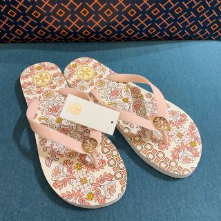 トリーバーチ(Tory Burch)のトリーバーチビーチサンダル <日本未入荷>ピンク24〜24.5cm(ビーチサンダル)