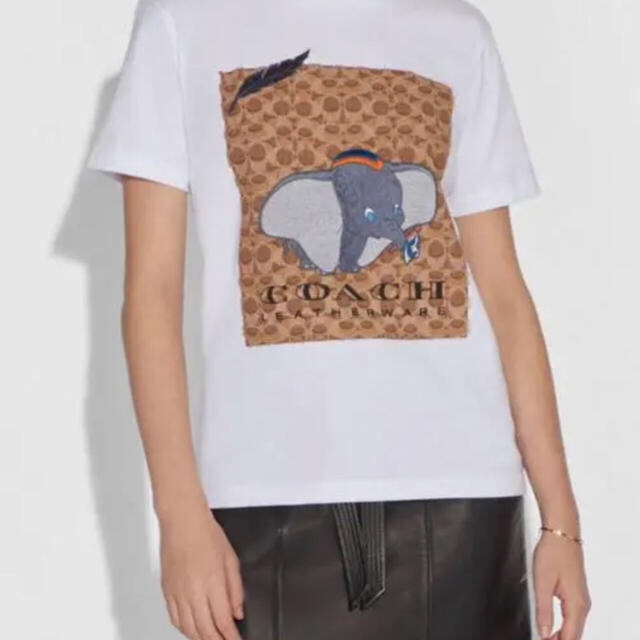 COACH(コーチ)のディズニー　ダンボ  Tシャツ  coach コーチ　xs年始セール レディースのトップス(Tシャツ(半袖/袖なし))の商品写真