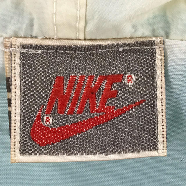 NIKE(ナイキ)の☆Kami様専用☆NIKE ナイロンジャケット ハーフジップ ジップパーカー メンズのジャケット/アウター(ナイロンジャケット)の商品写真