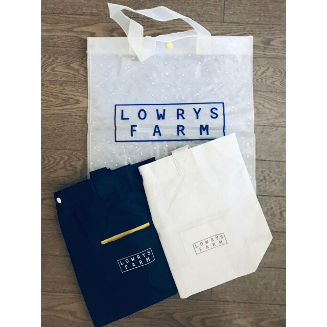 LOWRYS FARM(ローリーズファーム)の【LOWRYS FARM】限定ショップバッグ3点セット+おまけ付き レディースのバッグ(ショップ袋)の商品写真