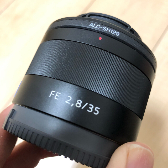 SONY SEL35F28Zの通販 by awesome1008's shop|ソニーならラクマ - フィルター付 SONY 得価最新品
