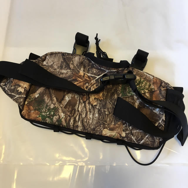 Supreme Waist Bag camo tree 1