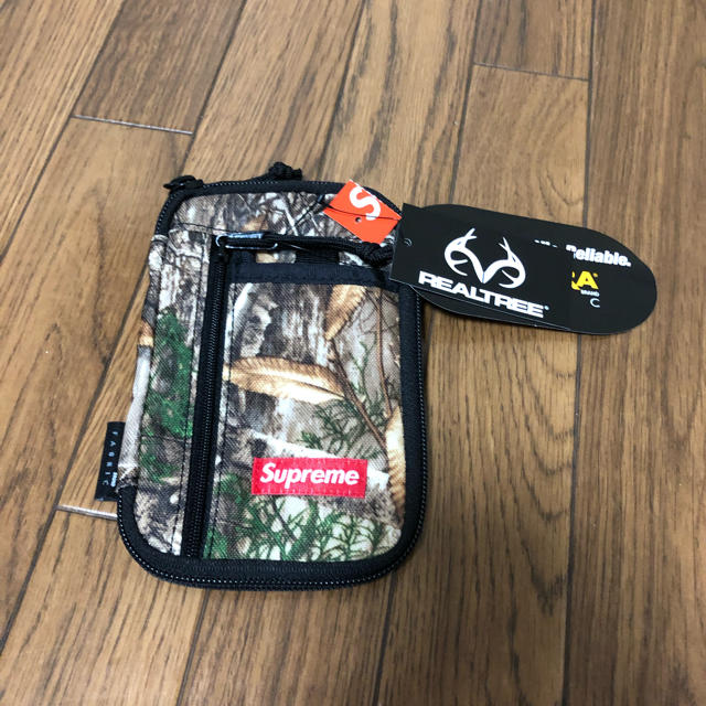 Supreme(シュプリーム)のSupreme small zip pouch② 早い者勝ち メンズのファッション小物(その他)の商品写真