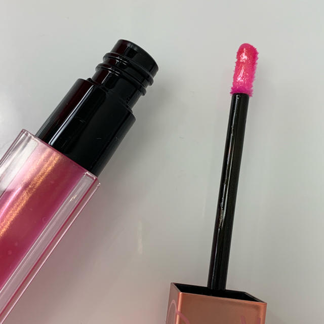 NARS(ナーズ)のオイルインフューズドリップティント 1154 ORGASM コスメ/美容のベースメイク/化粧品(リップグロス)の商品写真