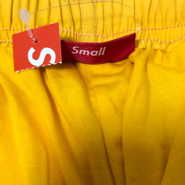 Supreme(シュプリーム)のSupreme side logo track pant Sサイズ 早い者勝ち メンズのパンツ(その他)の商品写真