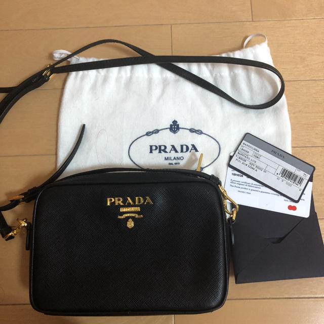 PRADA ショルダーバッグ