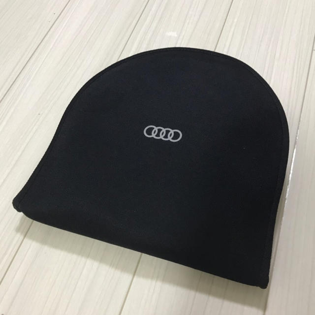 AUDI(アウディ)のAudi A4.S4 純正 サンシェード 自動車/バイクの自動車(車内アクセサリ)の商品写真