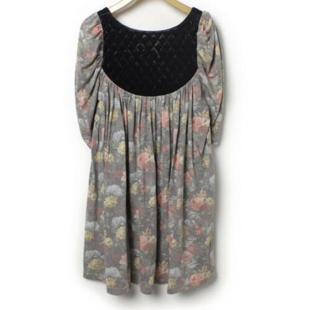 katie 花柄ワンピース AMO | myglobaltax.com