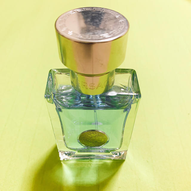 VERSACE(ヴェルサーチ)のヴェルサーチ プールオム 30ml コスメ/美容の香水(香水(男性用))の商品写真